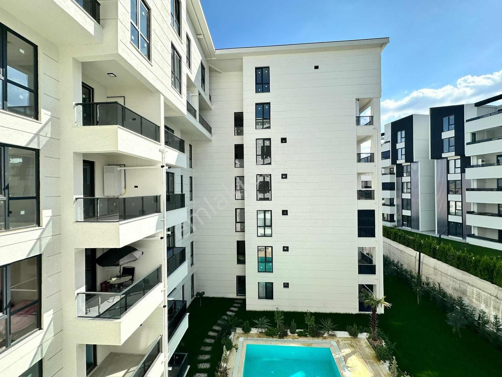 Lookhause Bursa Kayapa Satılık 2+1 Arakat Daire