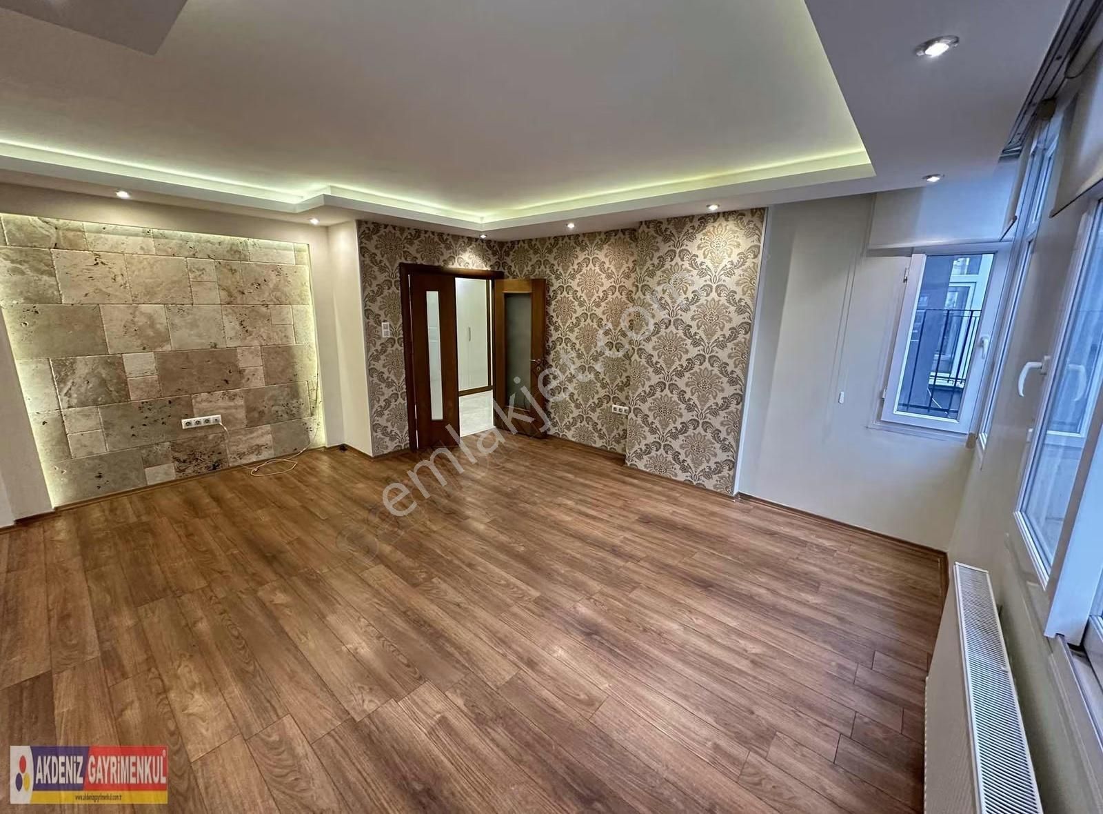 Bulvar Üzeri 3+1 Odaları Geniş Özel İşçilikli Lüks Daire - Görsel 7