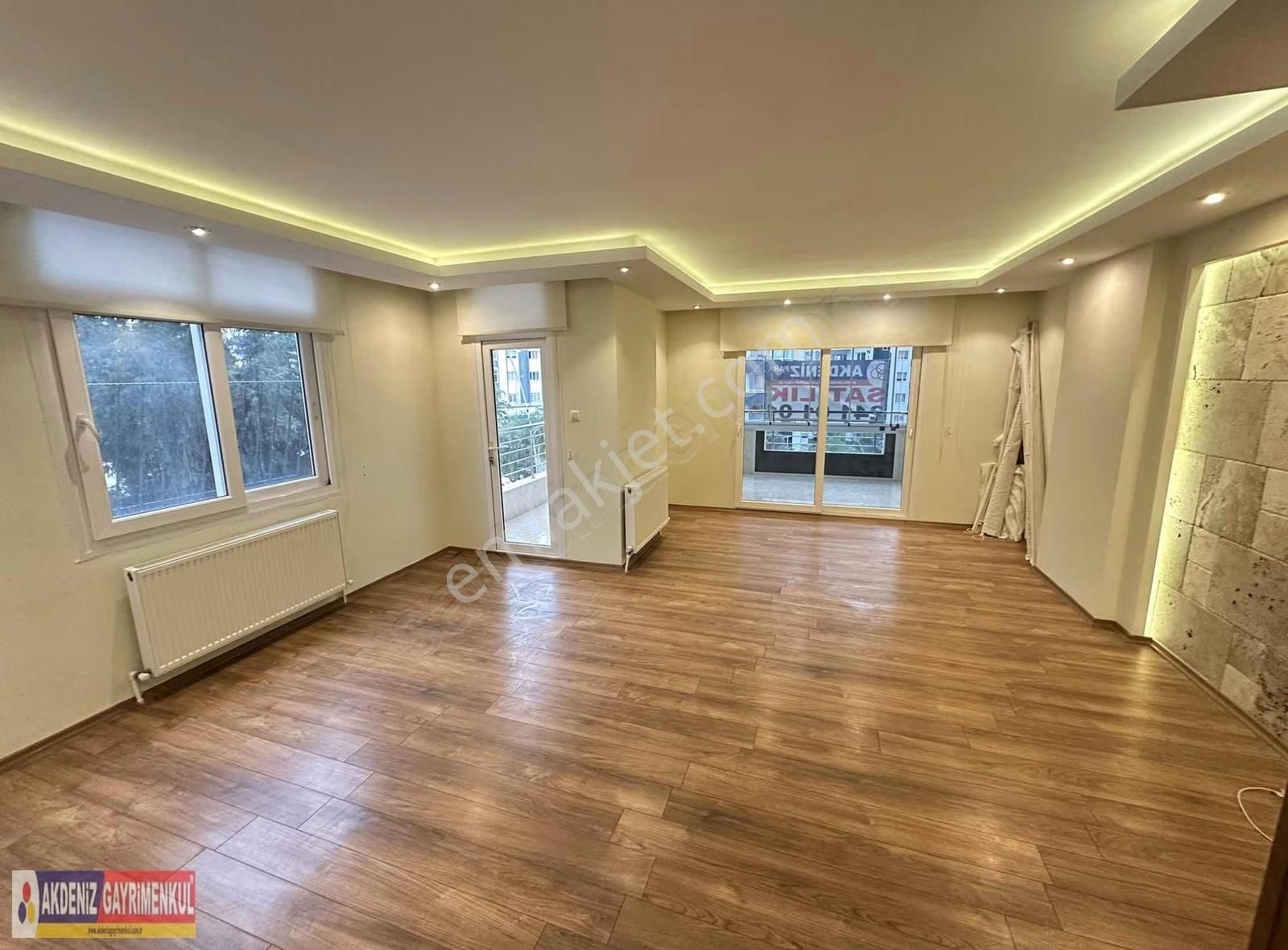 Bulvar Üzeri 3+1 Odaları Geniş Özel İşçilikli Lüks Daire - Görsel 20