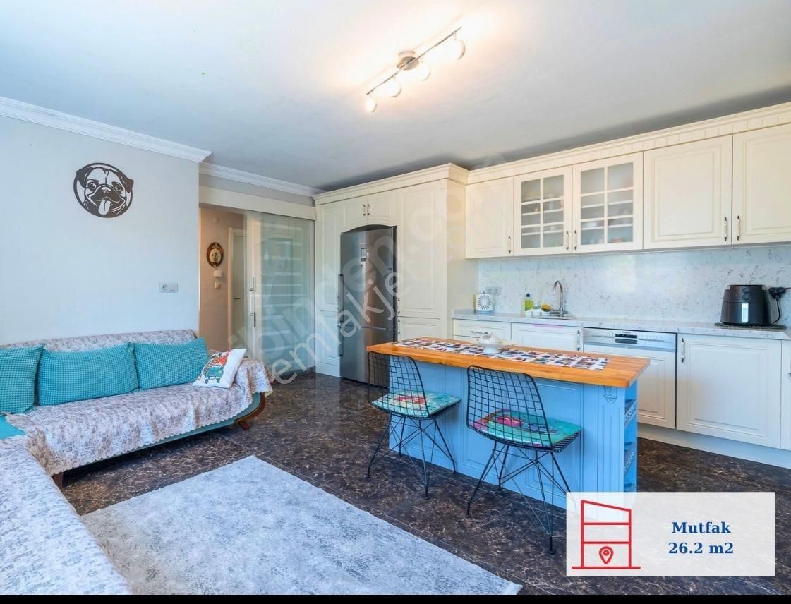 Merkezi Konumda Dobruca’da 7+2 Triplex Villa - Görsel 8