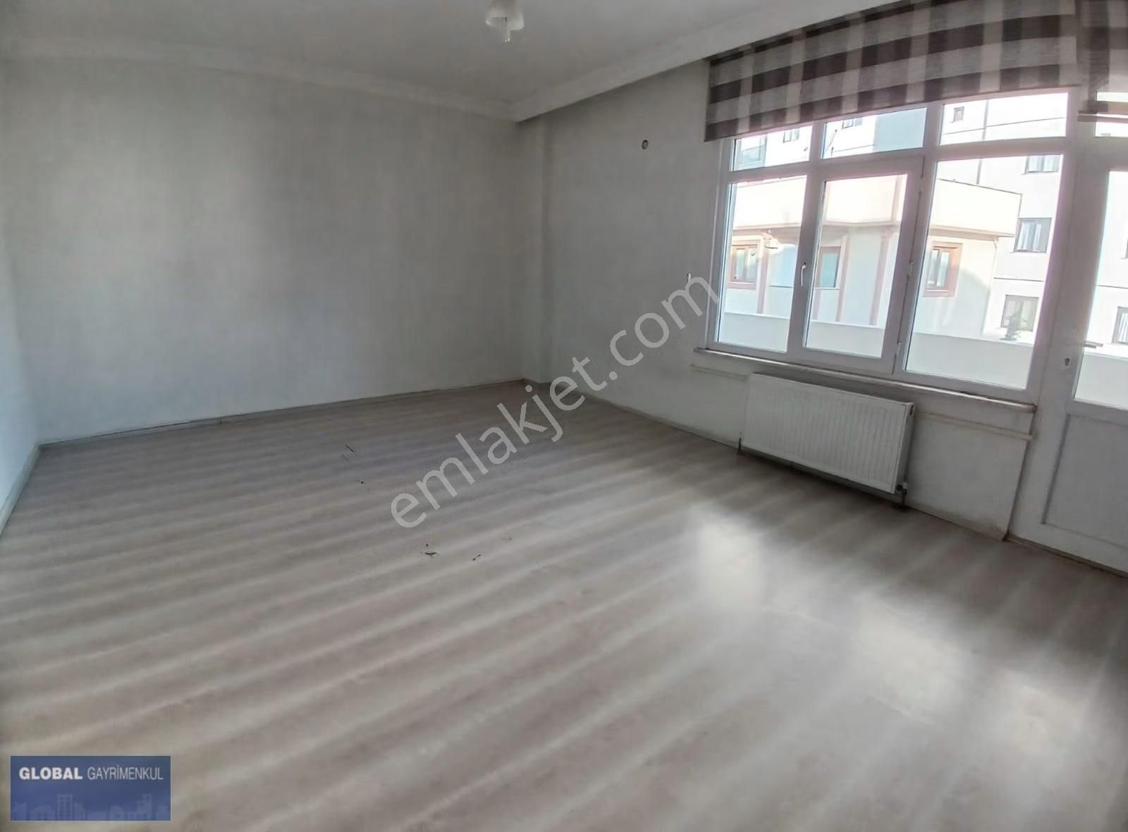 Global'den, İçmeler Mah'de Geniş Ara Kat 2+1 Daire