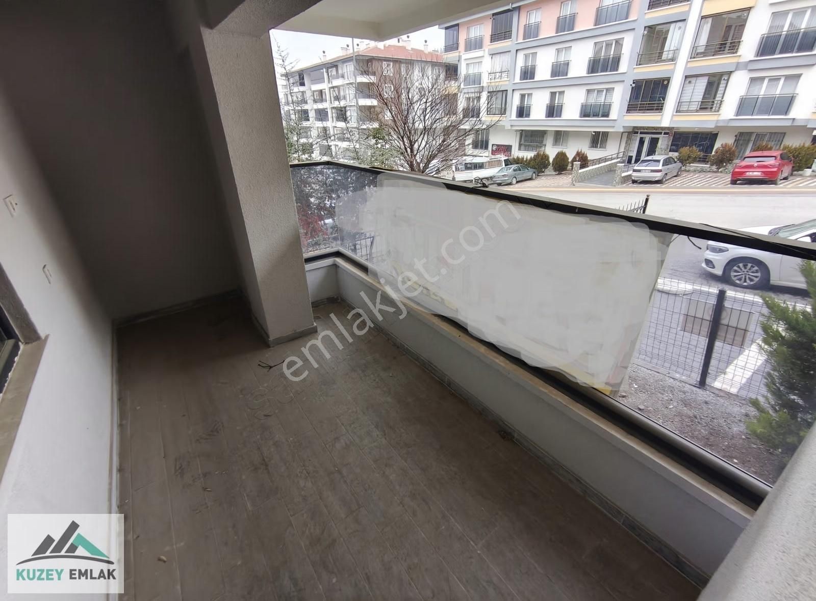 Kuzey Emlak'tan Çok Geniş Kaliteli Malzeme Ve İşçilik Lüks 3+1 - Görsel 14