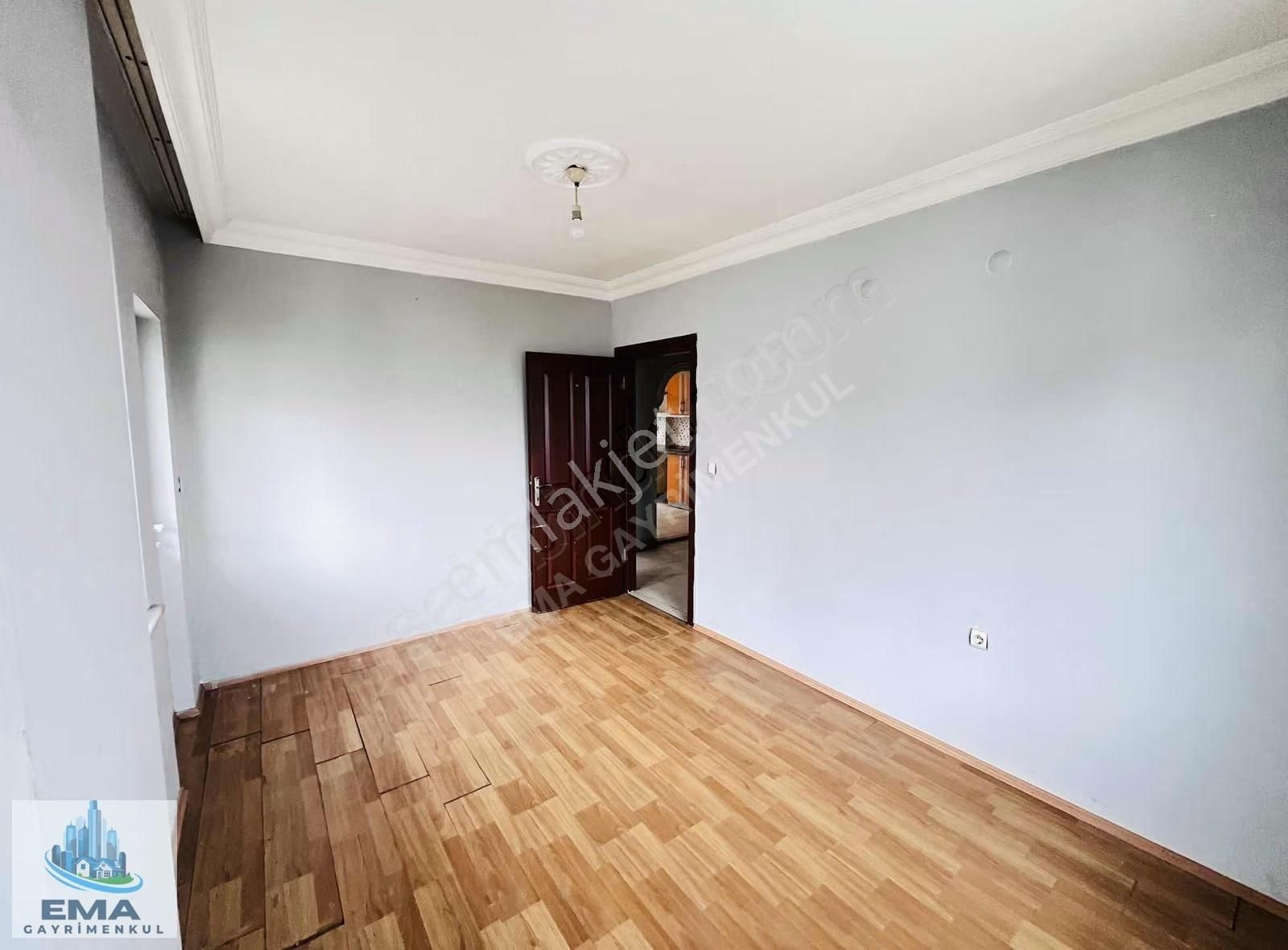 Ema Gayrimenkulden Kepez Karşıyakada Geniş 2+1 Ayrı Mutfak - Görsel 17