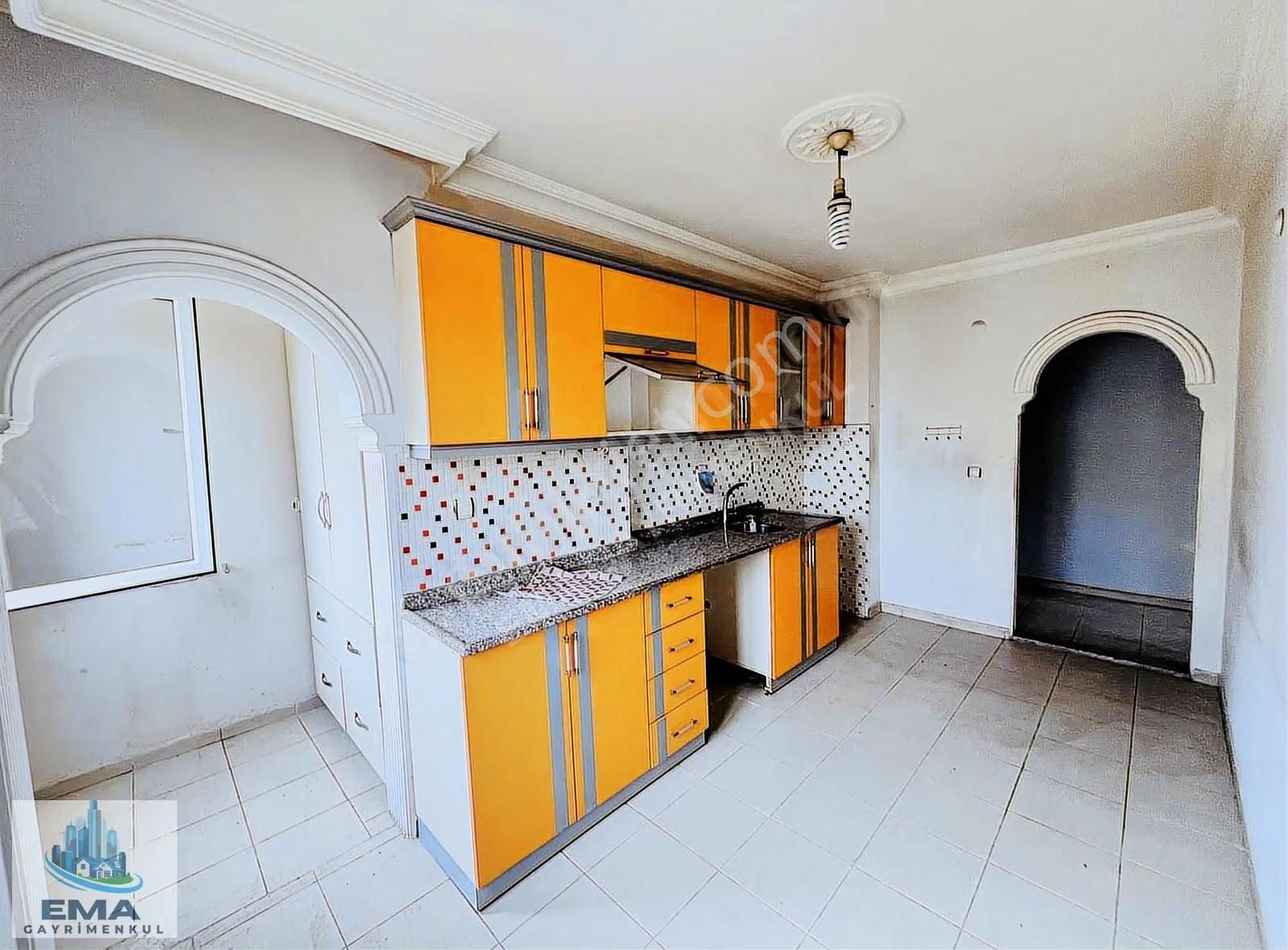 Ema Gayrimenkulden Kepez Karşıyakada Geniş 2+1 Ayrı Mutfak - Görsel 4
