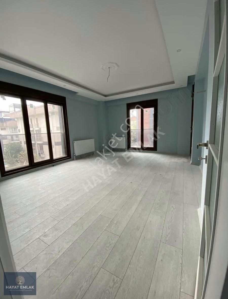 Postane Mahallesi'nde 2 + 1 Satılık Daire - Görsel 21