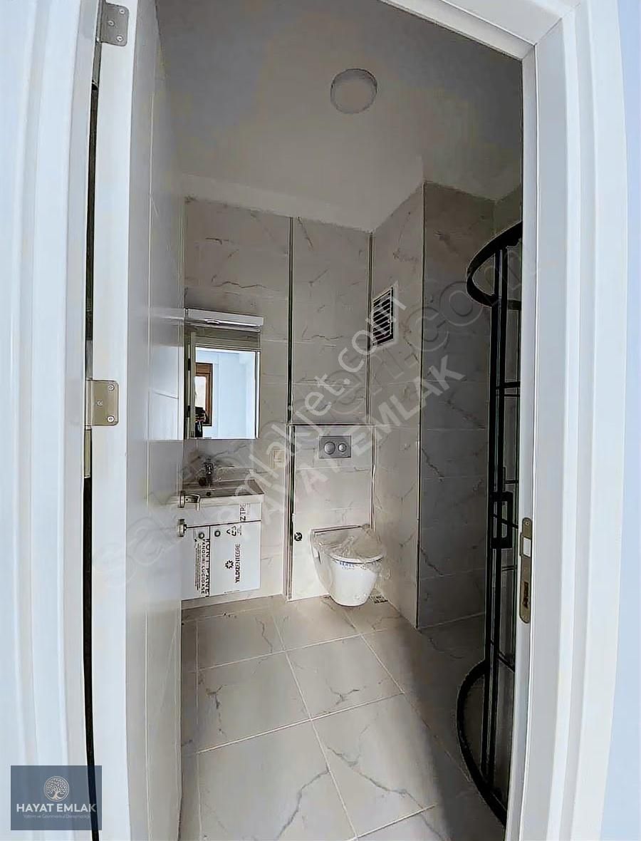 Postane Mahallesi'nde 2 + 1 Satılık Daire - Görsel 14