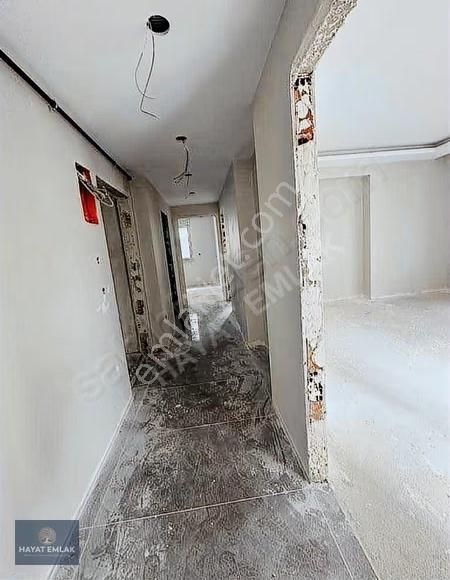 Tuzlanın Merkezinde Satılık 2+1 - Görsel 15