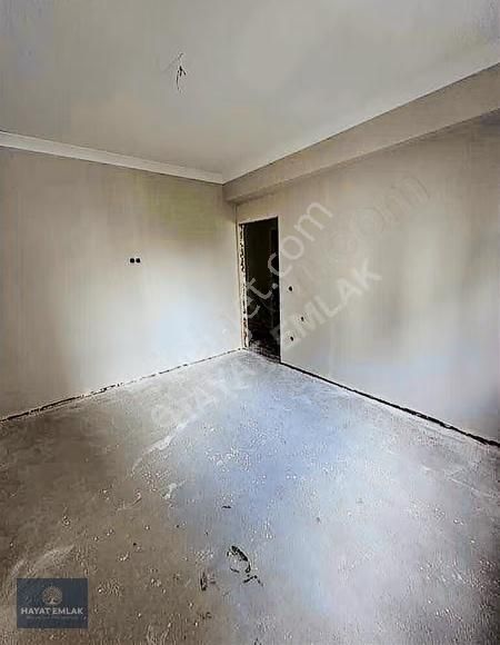 Tuzlanın Merkezinde Satılık 2+1 - Görsel 11