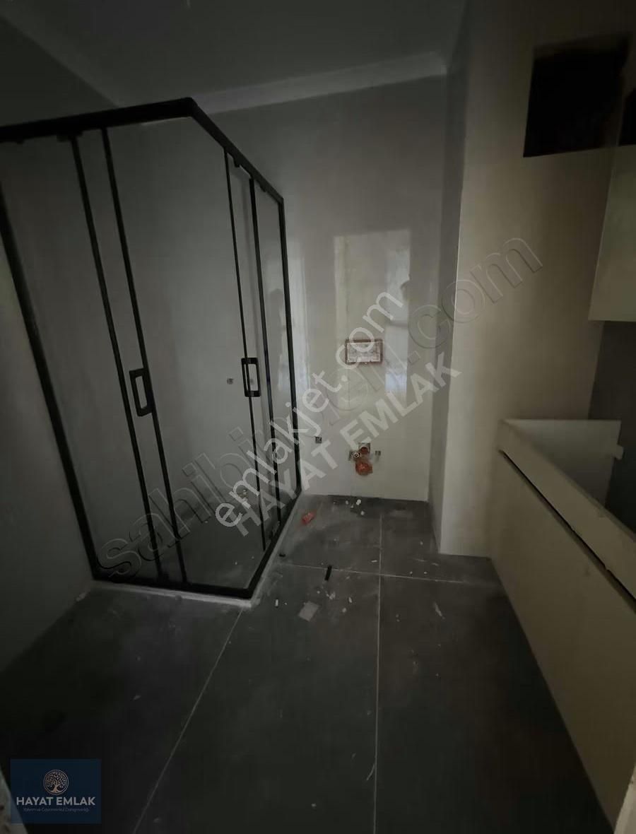 Tuzlanın Merkezinde Satılık 2+1 - Görsel 18