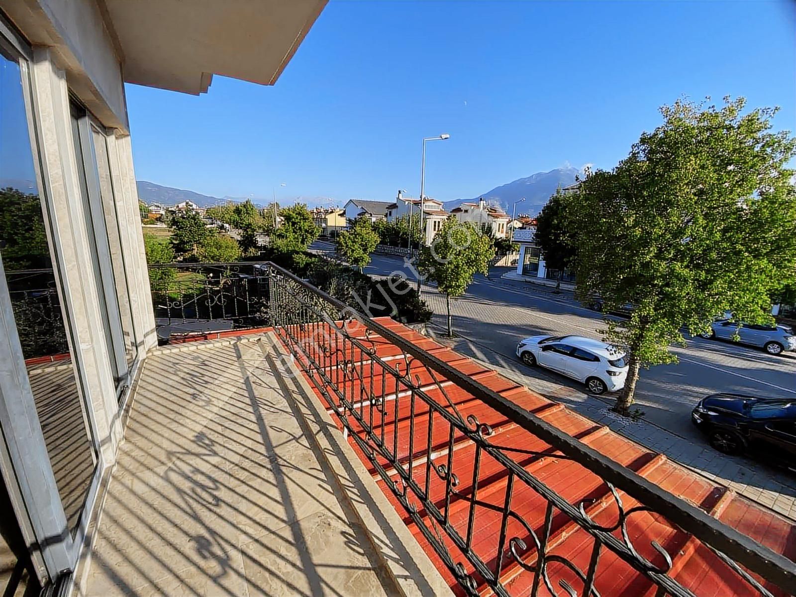 Fethiye' Nin En Merkezi Yerinde Aylık Ödeme Seçeneği Ofise Uygun - Görsel 2