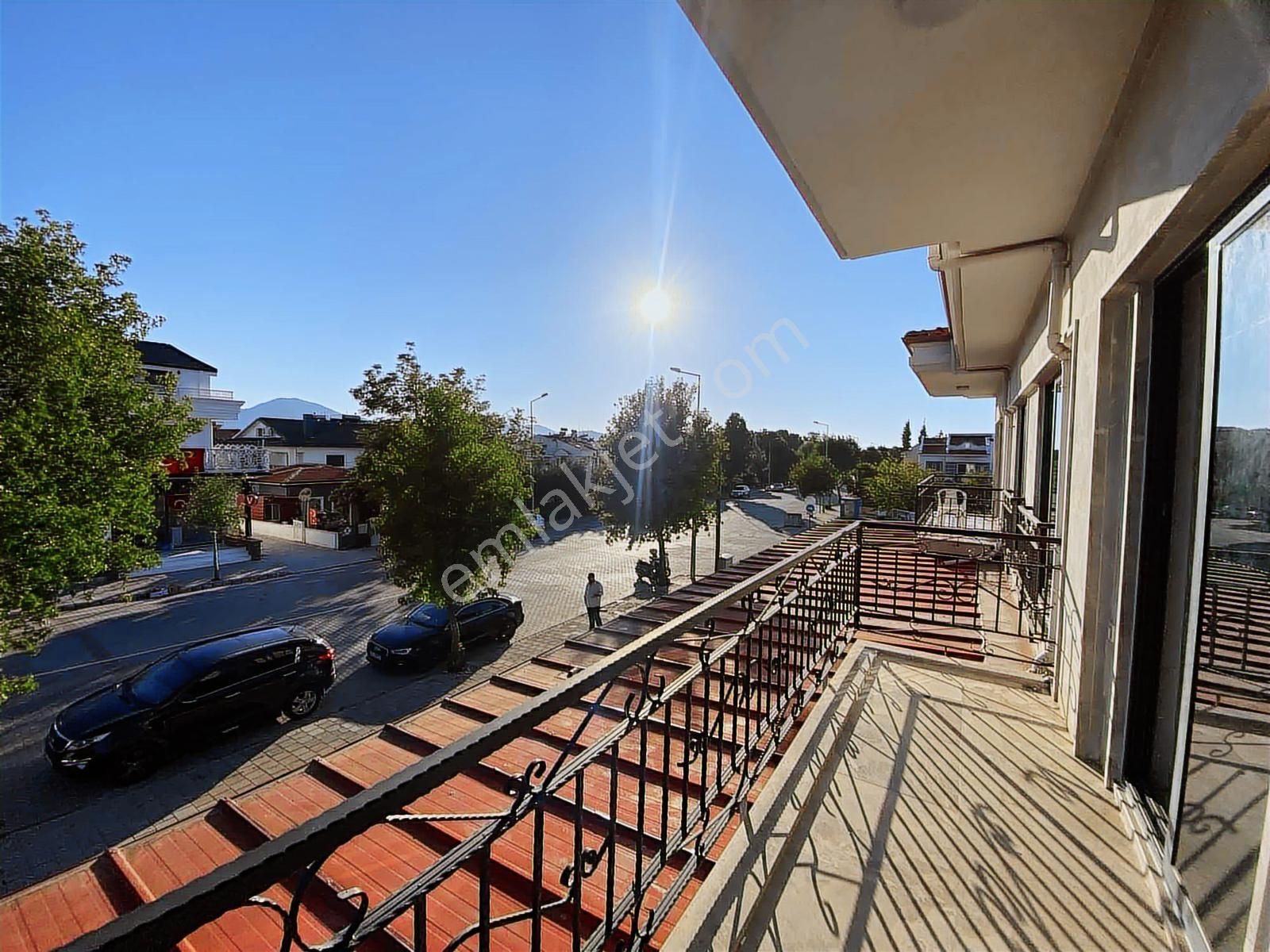 Fethiye' Nin En Merkezi Yerinde Aylık Ödeme Seçeneği Ofise Uygun - Görsel 3