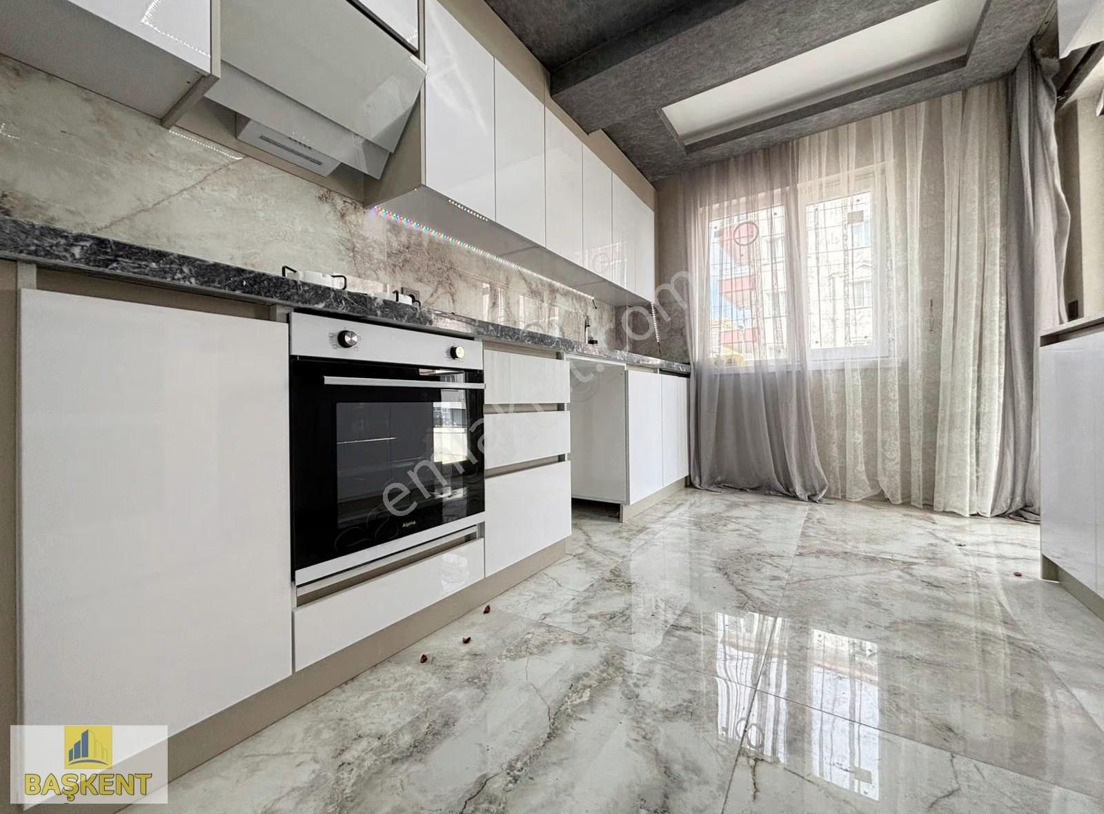 Başkent Gayrimenkul'den Yatırıma Uygun Ayaş Yoluna Yakın 2+1 Ev