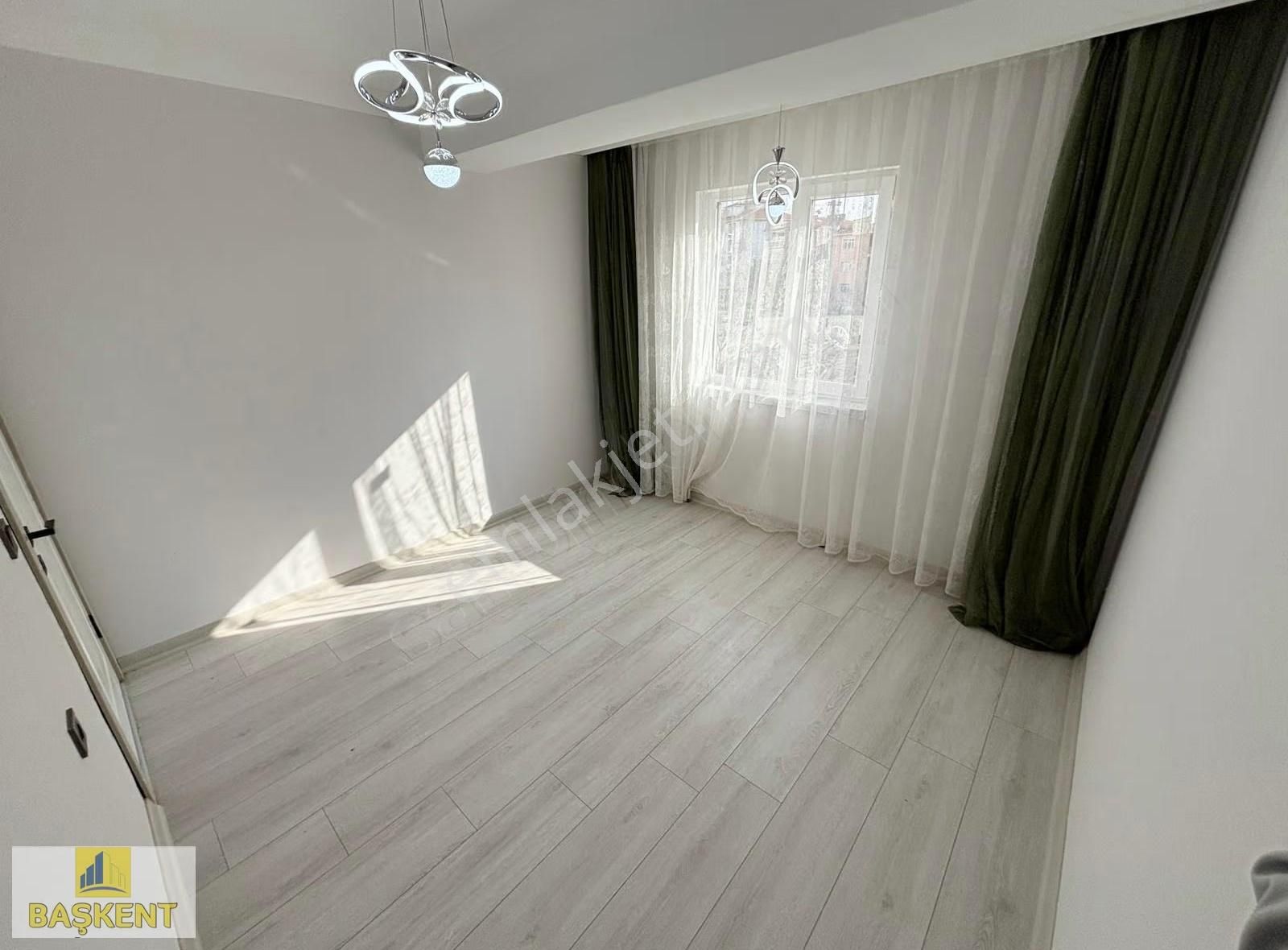 Başkent Gayrimenkul'den Yatırıma Uygun Ayaş Yoluna Yakın 2+1 Ev - Görsel 3