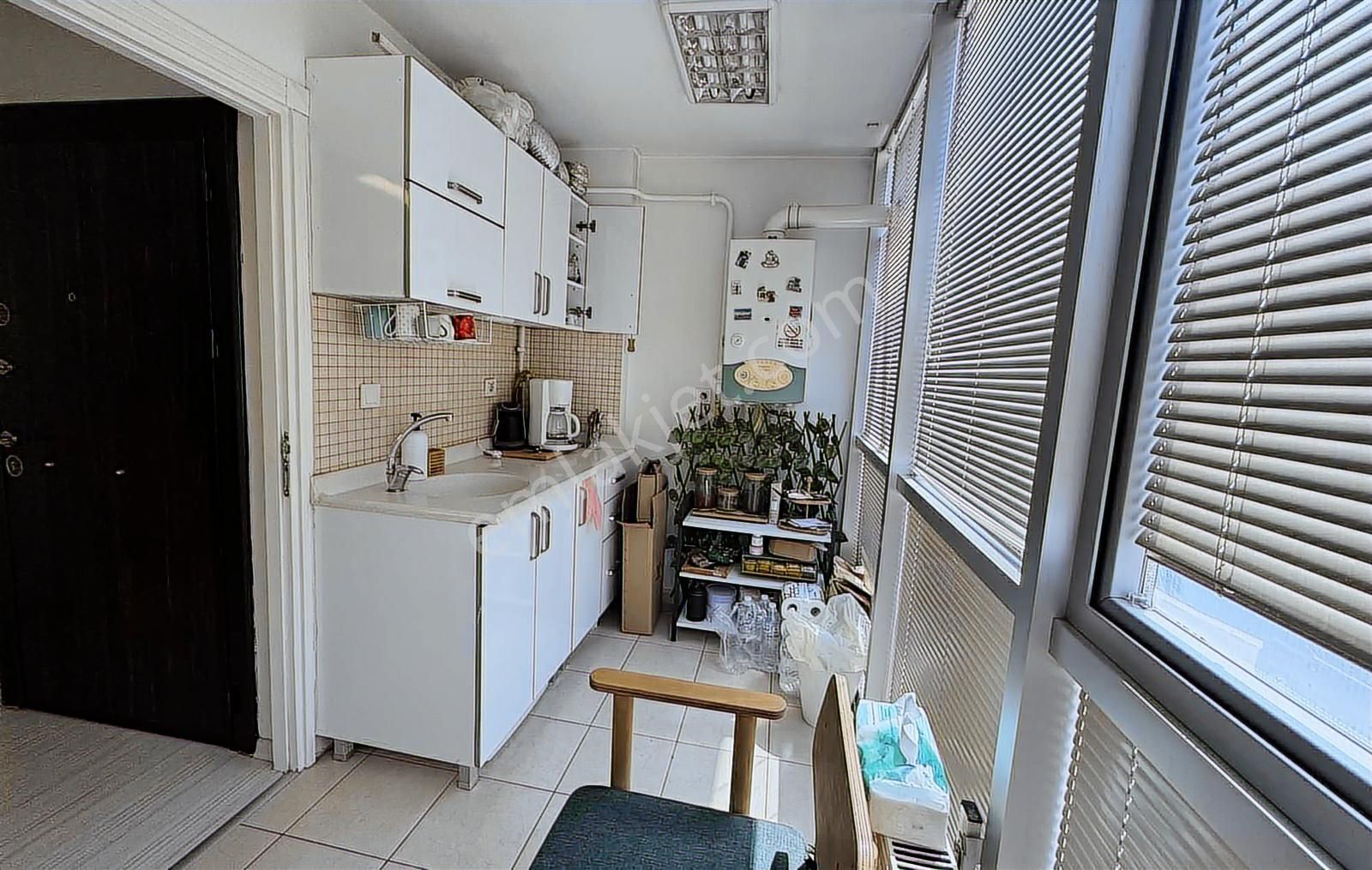 1+0 Boş Durumda Hemen Oturuma Hazır Kiralık Ofis - Görsel 2