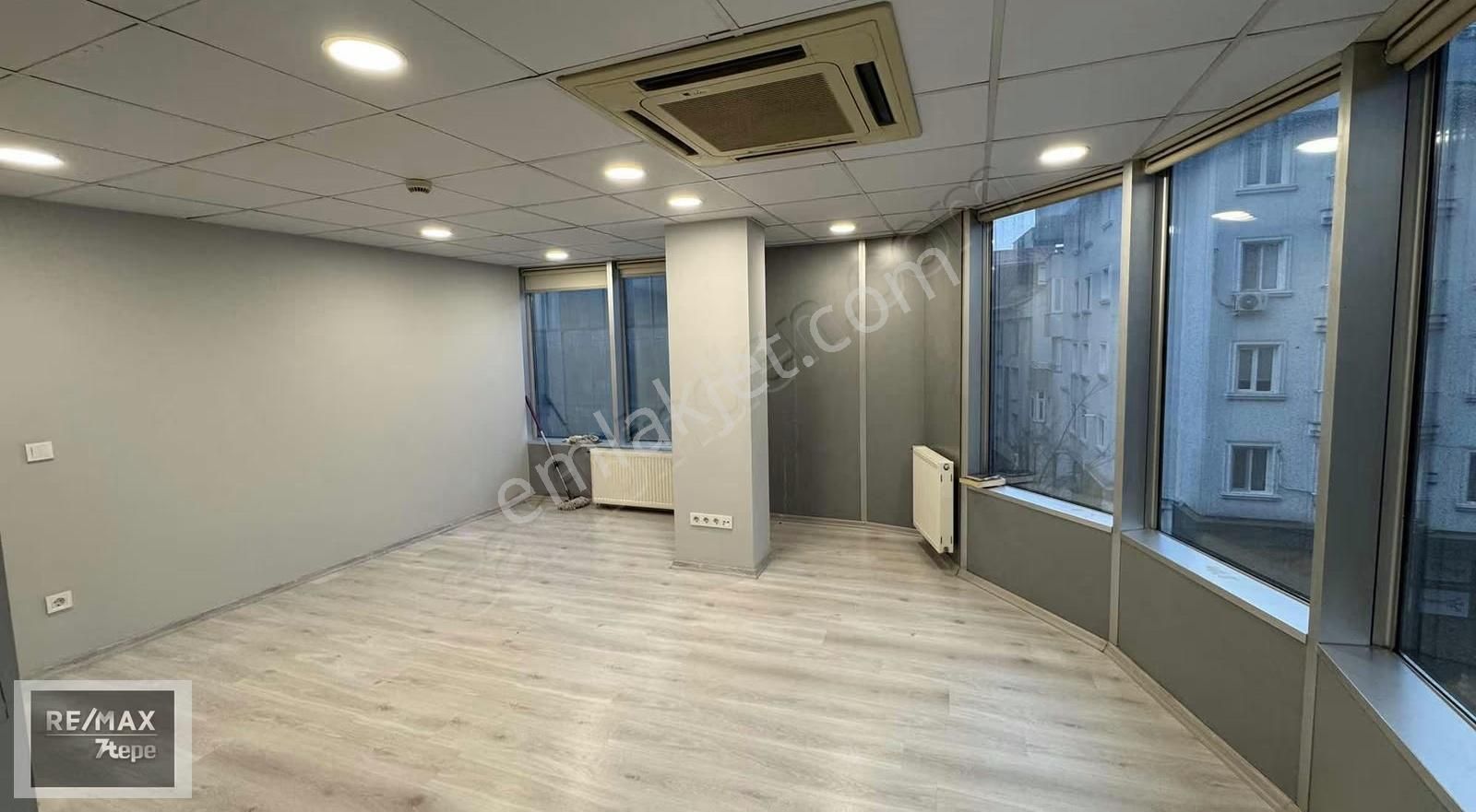 Kanyon Avm Özdilek Park Avmye Komşu Köşebaşı 150 M2 Kiralık Ofis - Görsel 20