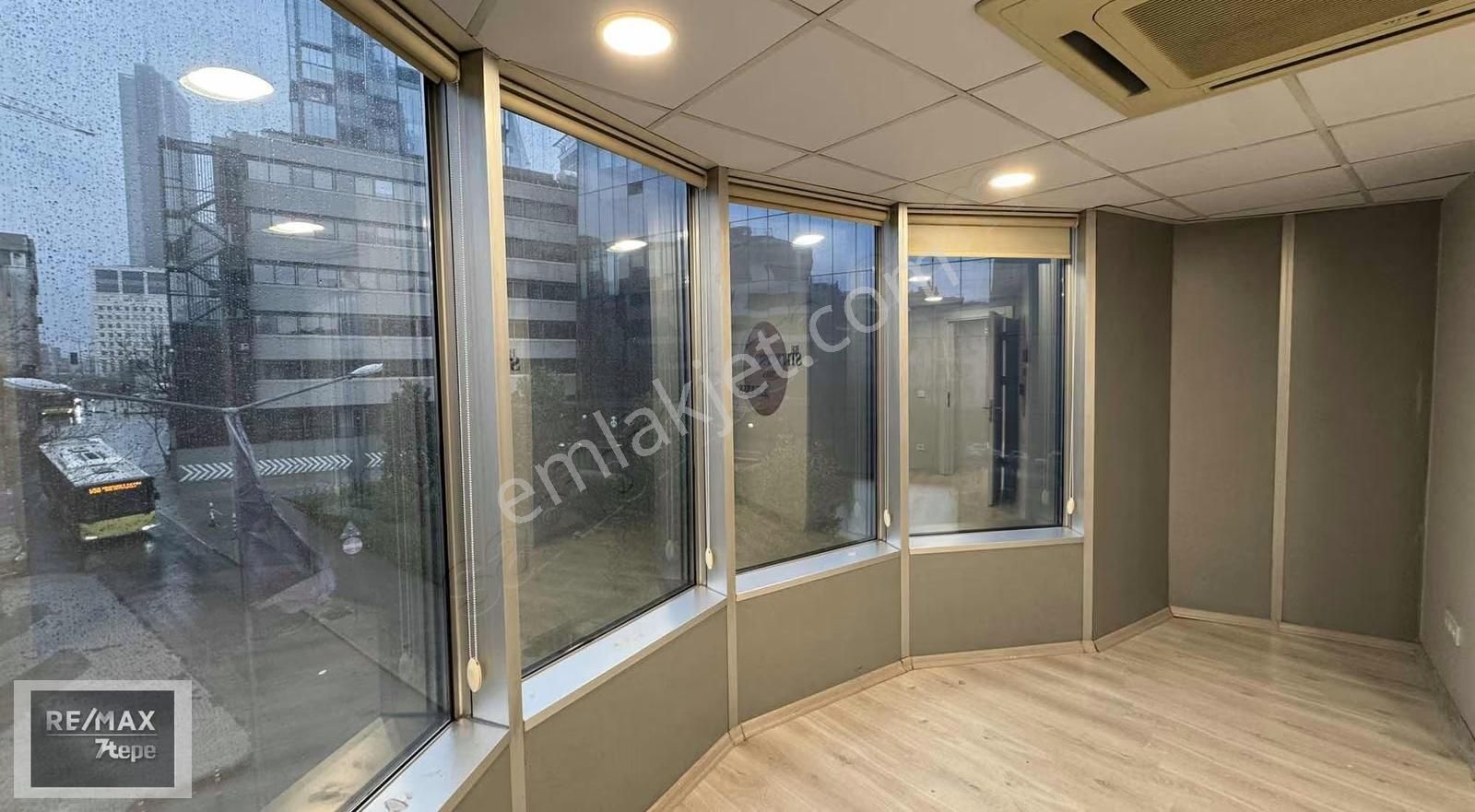 Kanyon Avm Özdilek Park Avmye Komşu Köşebaşı 150 M2 Kiralık Ofis - Görsel 11