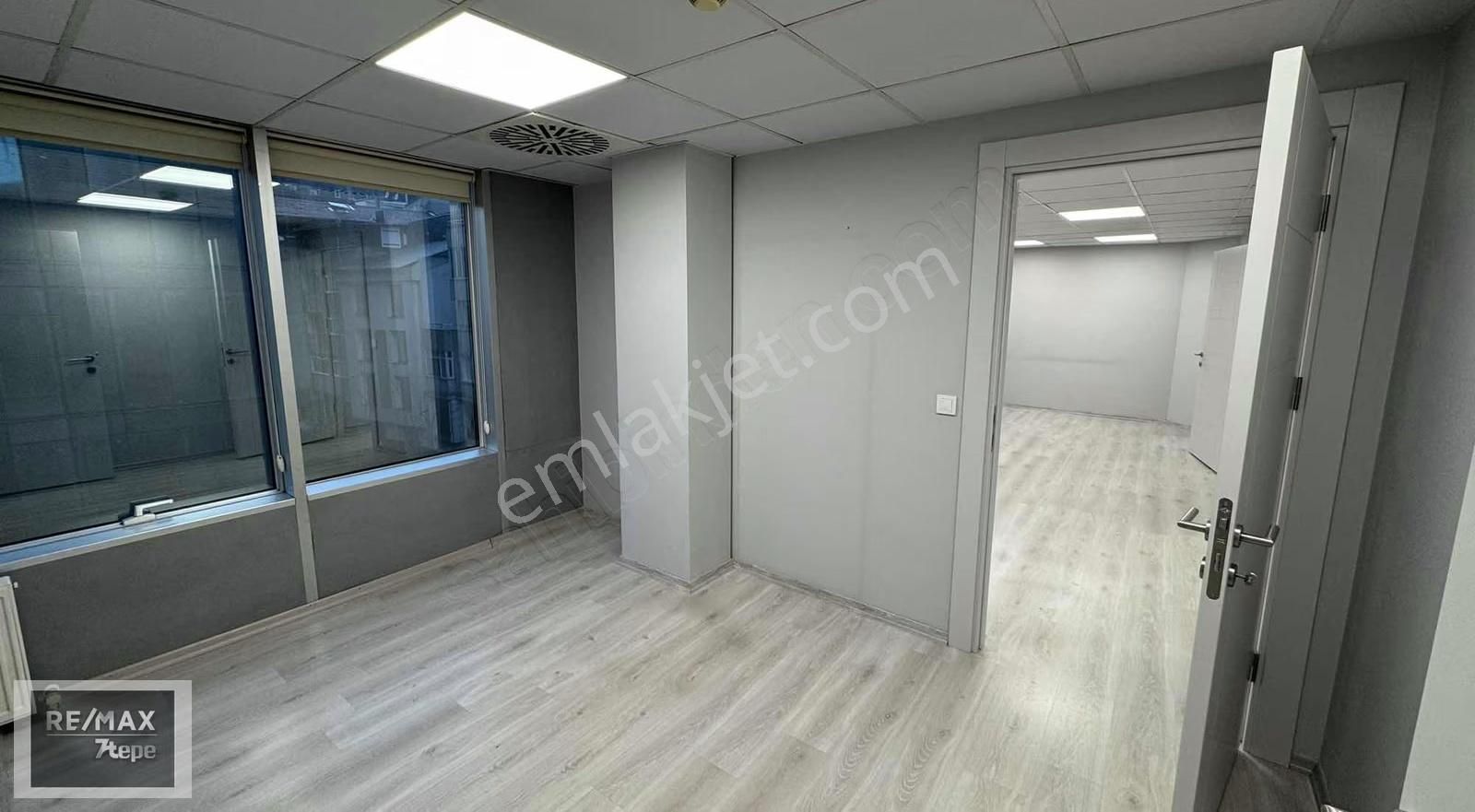 Kanyon Avm Özdilek Park Avmye Komşu Köşebaşı 150 M2 Kiralık Ofis - Görsel 13