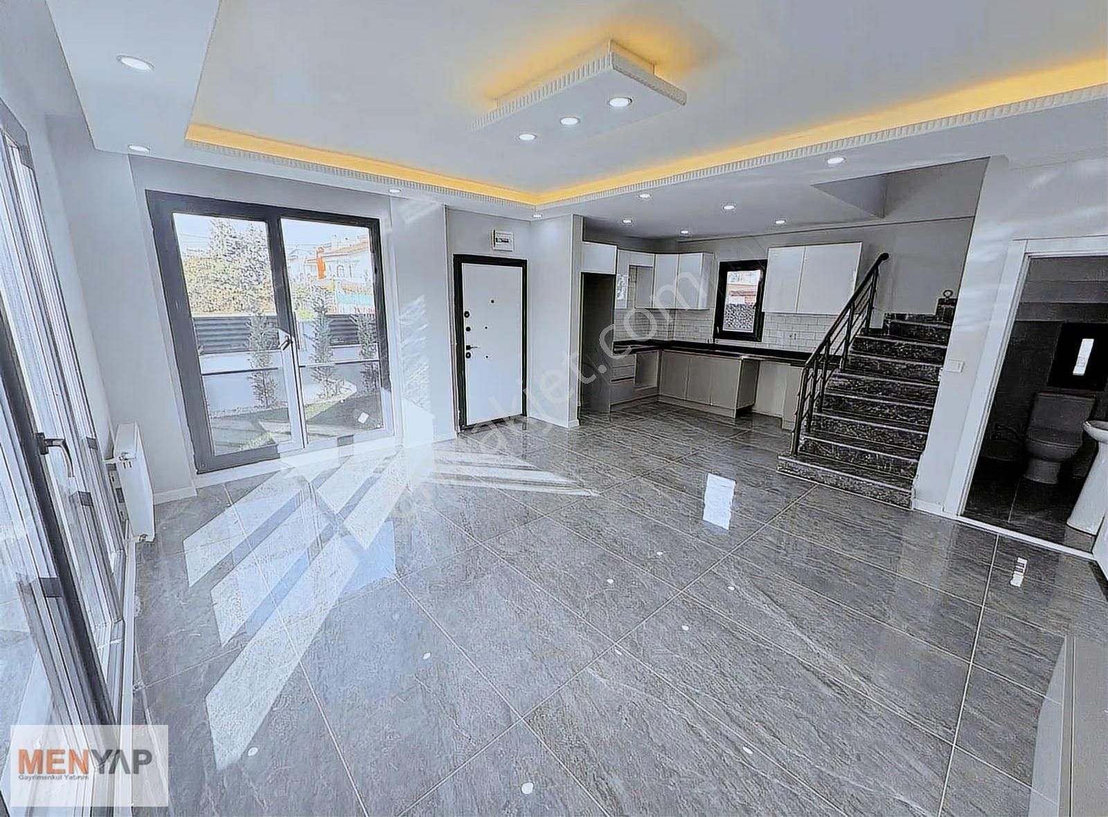 Menyap'tan Özel Tasarım Müstakil İskanlı Geniş Bahçeli 4+1 Villa - Görsel 16