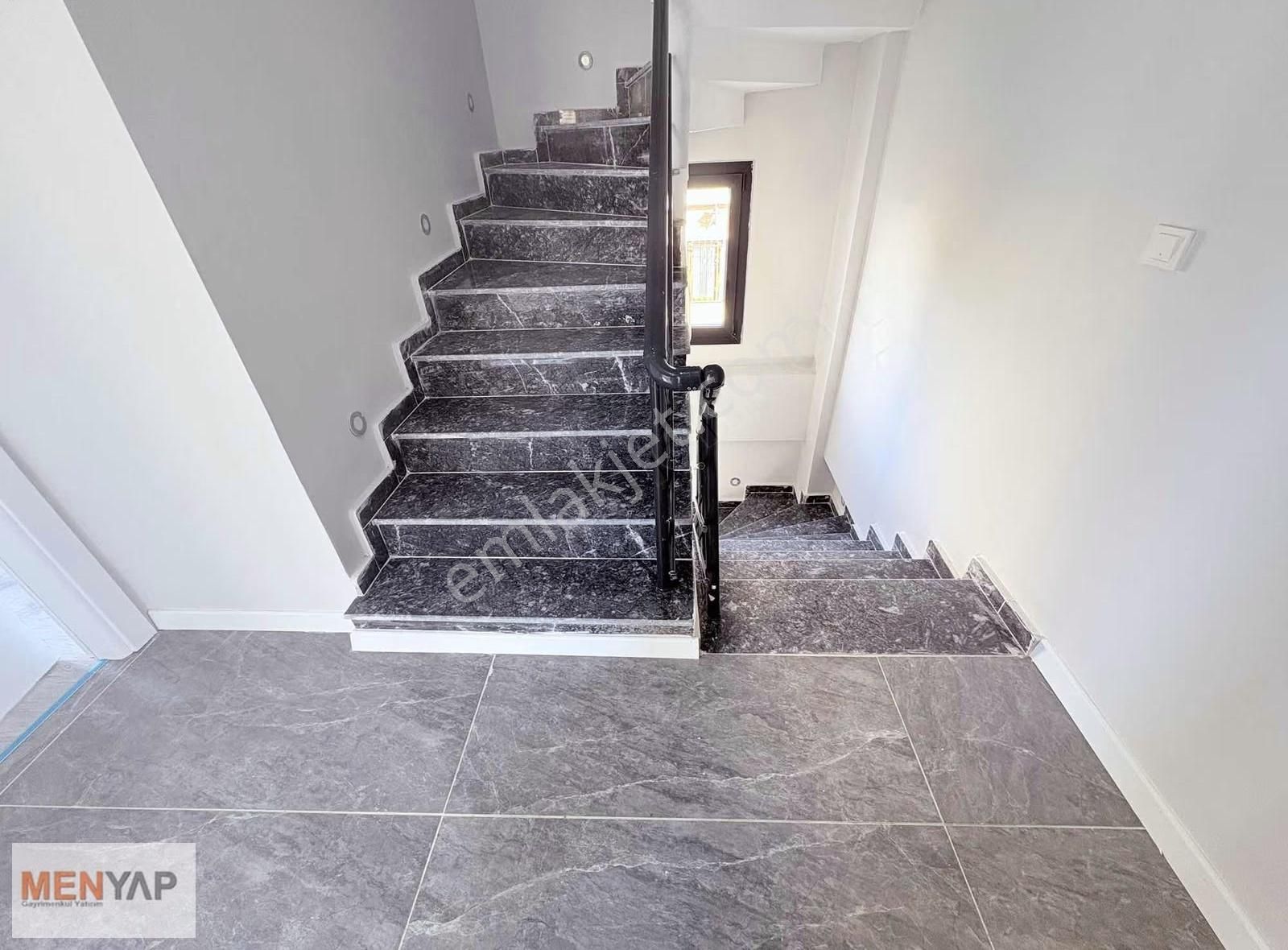 Menyap'tan Özel Tasarım Müstakil İskanlı Geniş Bahçeli 4+1 Villa - Görsel 6