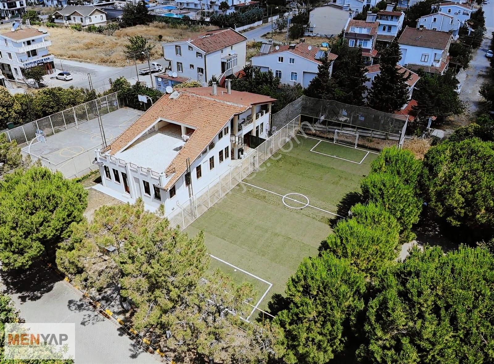 Yeniçiftlik'te Havuzlu,güvenlikli Site İçerisinde Müstakil Villa - Görsel 26