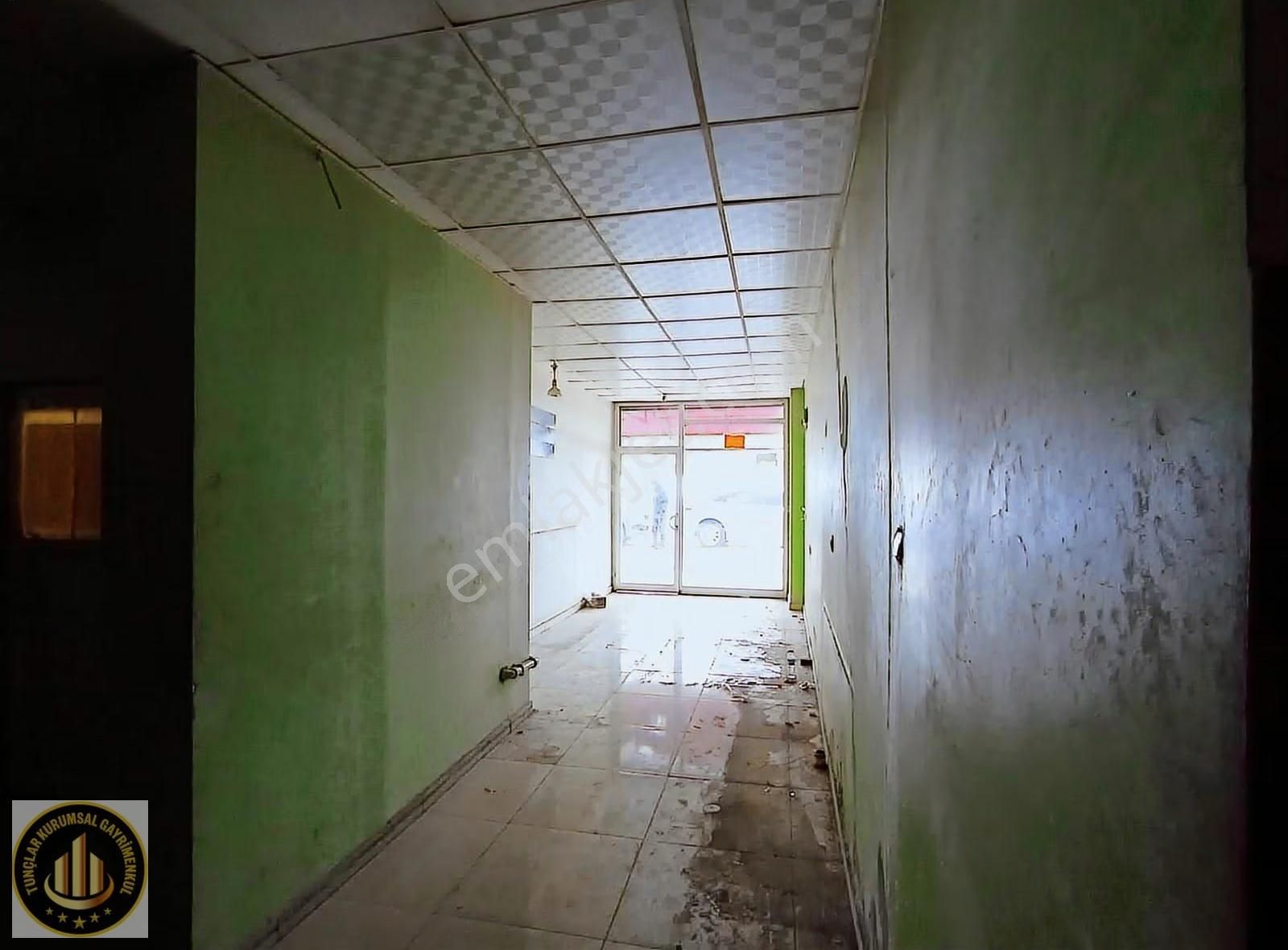 Diclekentte Cadde Üzeri Köşe 110m2 İşlek Karıyüksek Fırsatdükkan - Görsel 10