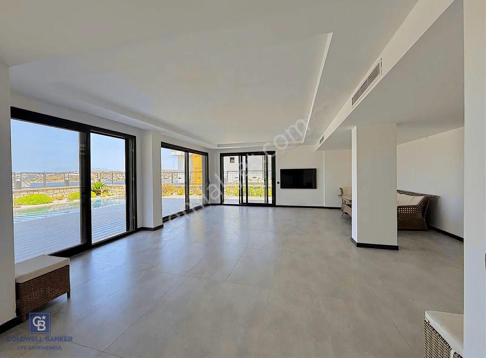 Çeşme Fenerburnu 5+1 Müstakil Deniz Manzaralı Satılık Villa - Görsel 12