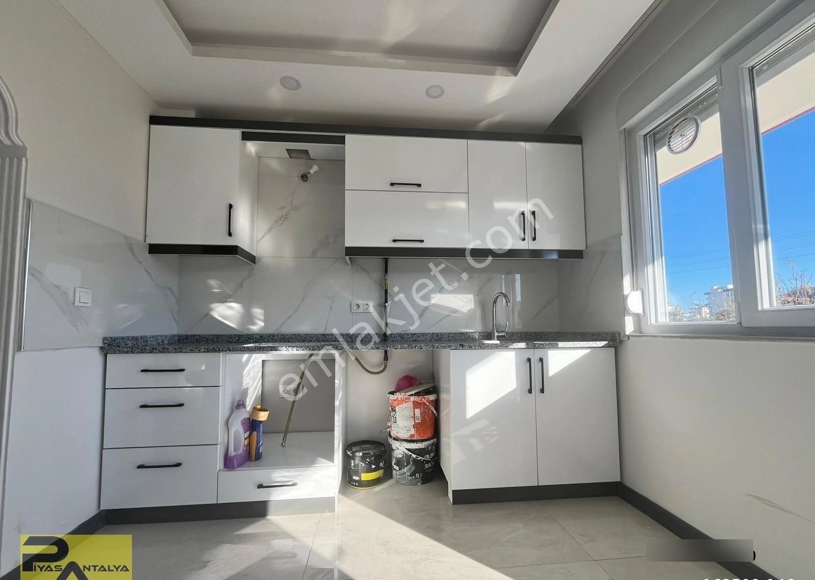 Sütçüler’de Kepez Devlet Hastanesine 500m Site İçi 2+1 Satılık Daire - Görsel 2