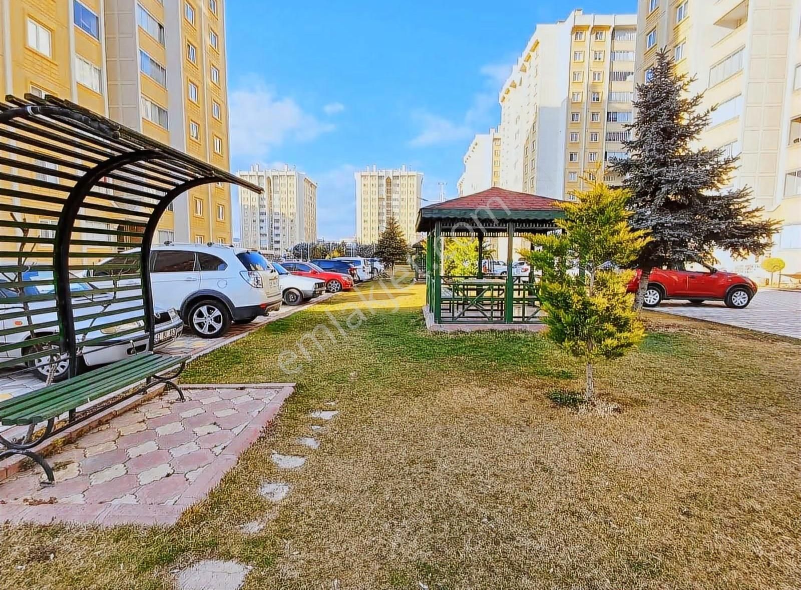 Özlem Yardımcı'dan Yenikent Kardelen Konutları'da Kiralık Daire - Görsel 6