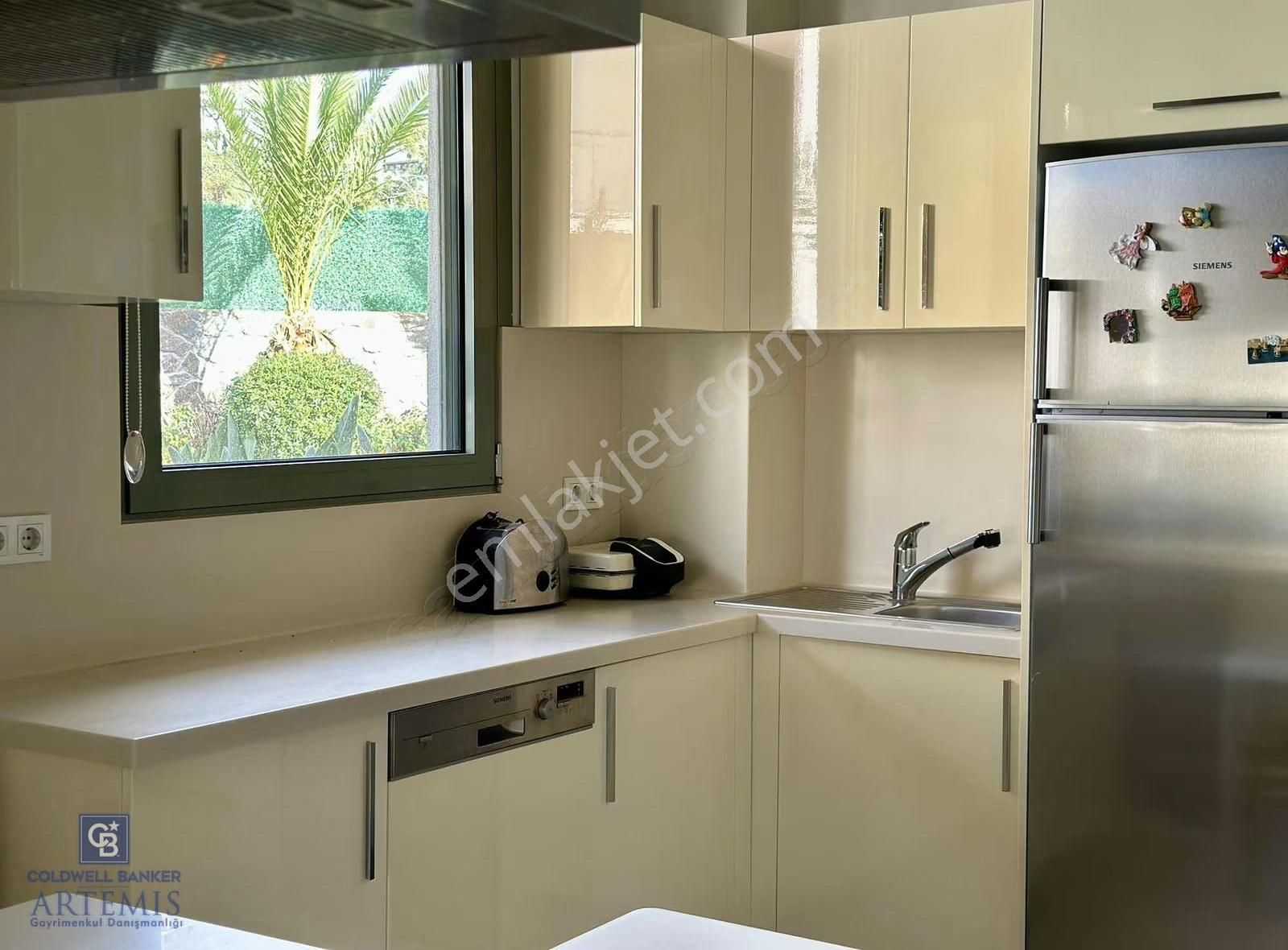 Bitez Asarlık Platin Residence Denize Sıfır Site Yıllık Kiralık - Görsel 11