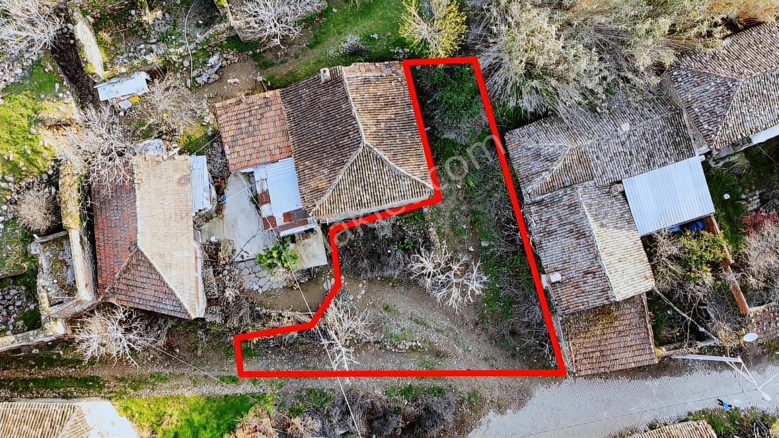 Kent Gayrimenkul'den Tire Peşrefli'de Arsa