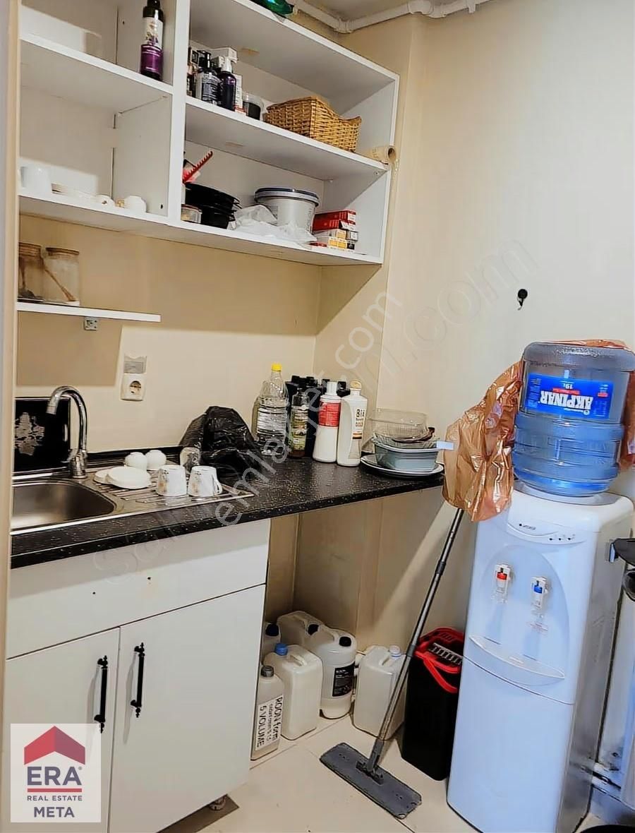 Üsküdar Güzeltepe' De 65 M2 Cadde Üzeri Kiralık Dükkan - Görsel 6