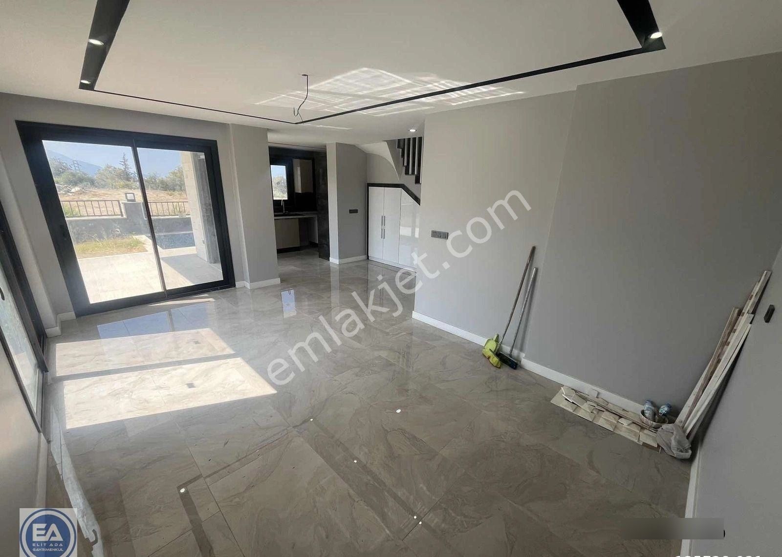 Davutlar Da Satılık Özel Havuzlu Müstakil Villa - Görsel 33