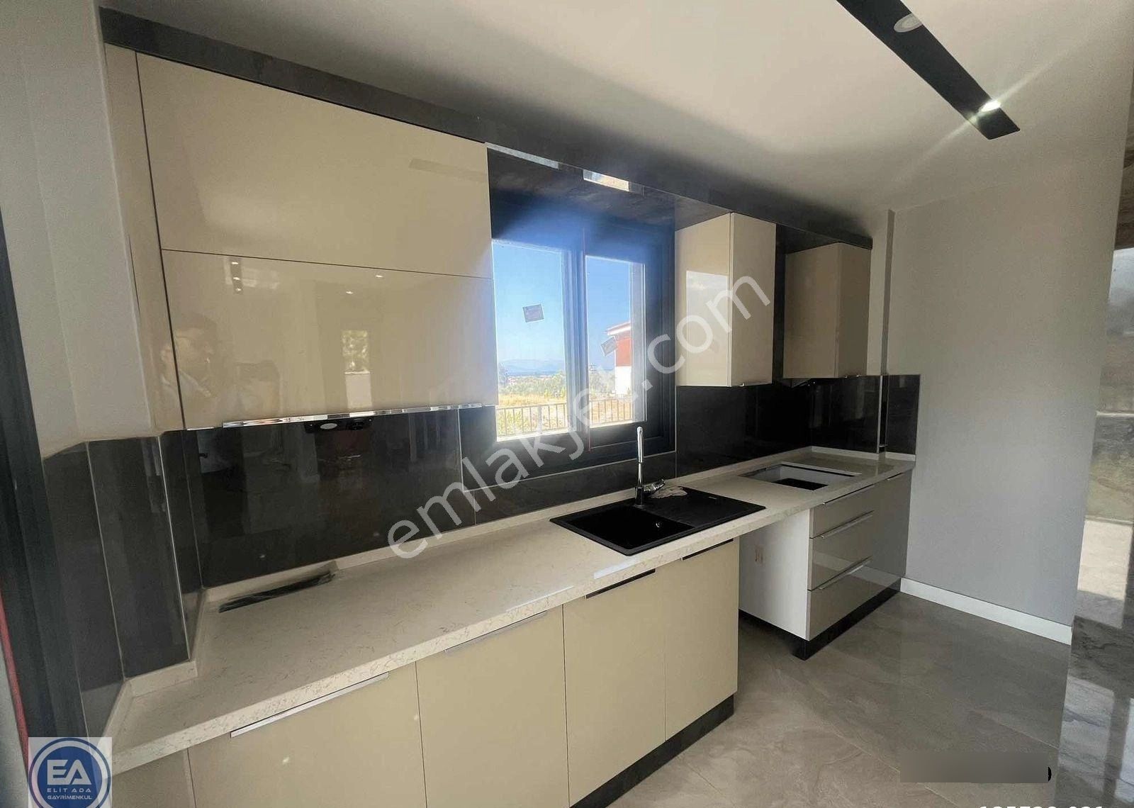 Davutlar Da Satılık Özel Havuzlu Müstakil Villa - Görsel 11