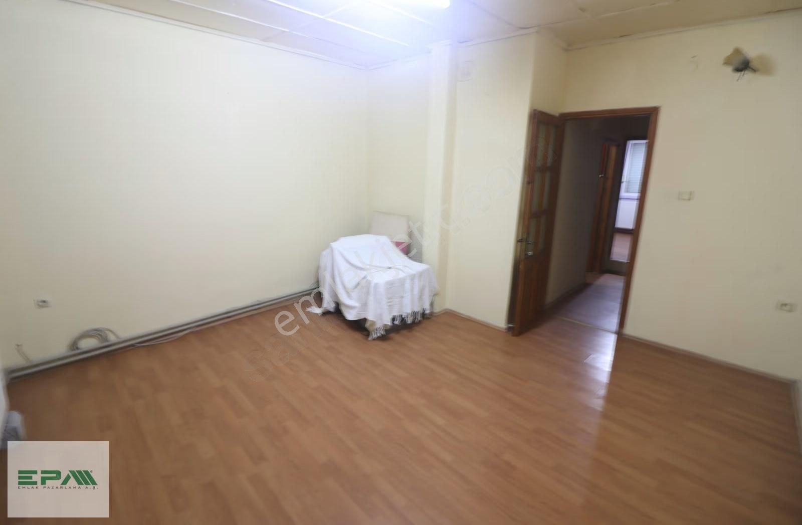 Konak Öğretmenevi Altında Satılık İki Katlı 3+1 Müstakil Ev - Görsel 6