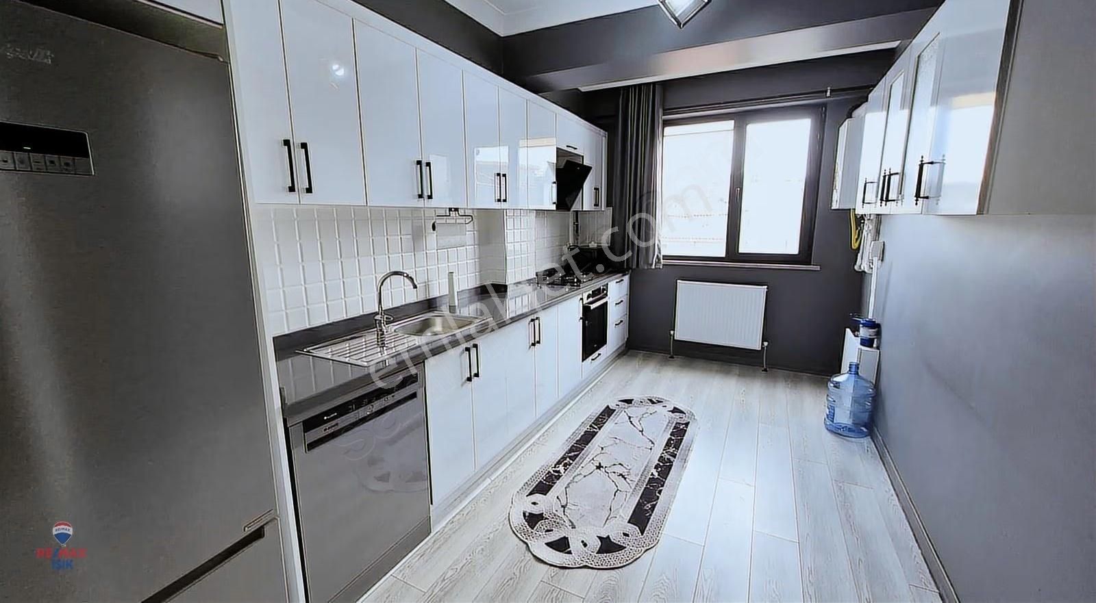 Sancaktepe De Harika Konumda Arakat 2+1 Daire - Görsel 25