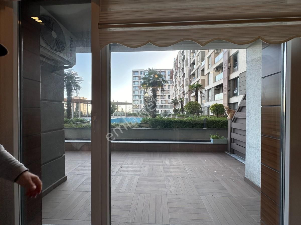 Beylikdüzü Westside 2 Site 16m2 Kapatılabilir Teras Metrobüs 2dk - Görsel 2