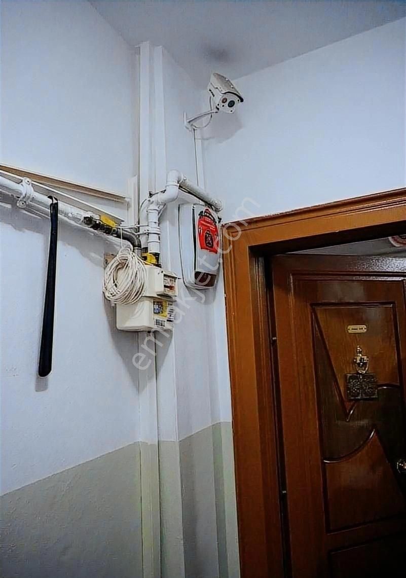 Sultangazi Cumhuriyet Mah Kat Mülkiyetli Büyük Daire - Görsel 27