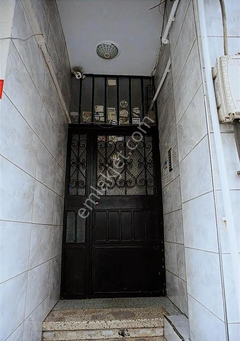 Sultangazi Cumhuriyet Mah Kat Mülkiyetli Büyük Daire - Görsel 3