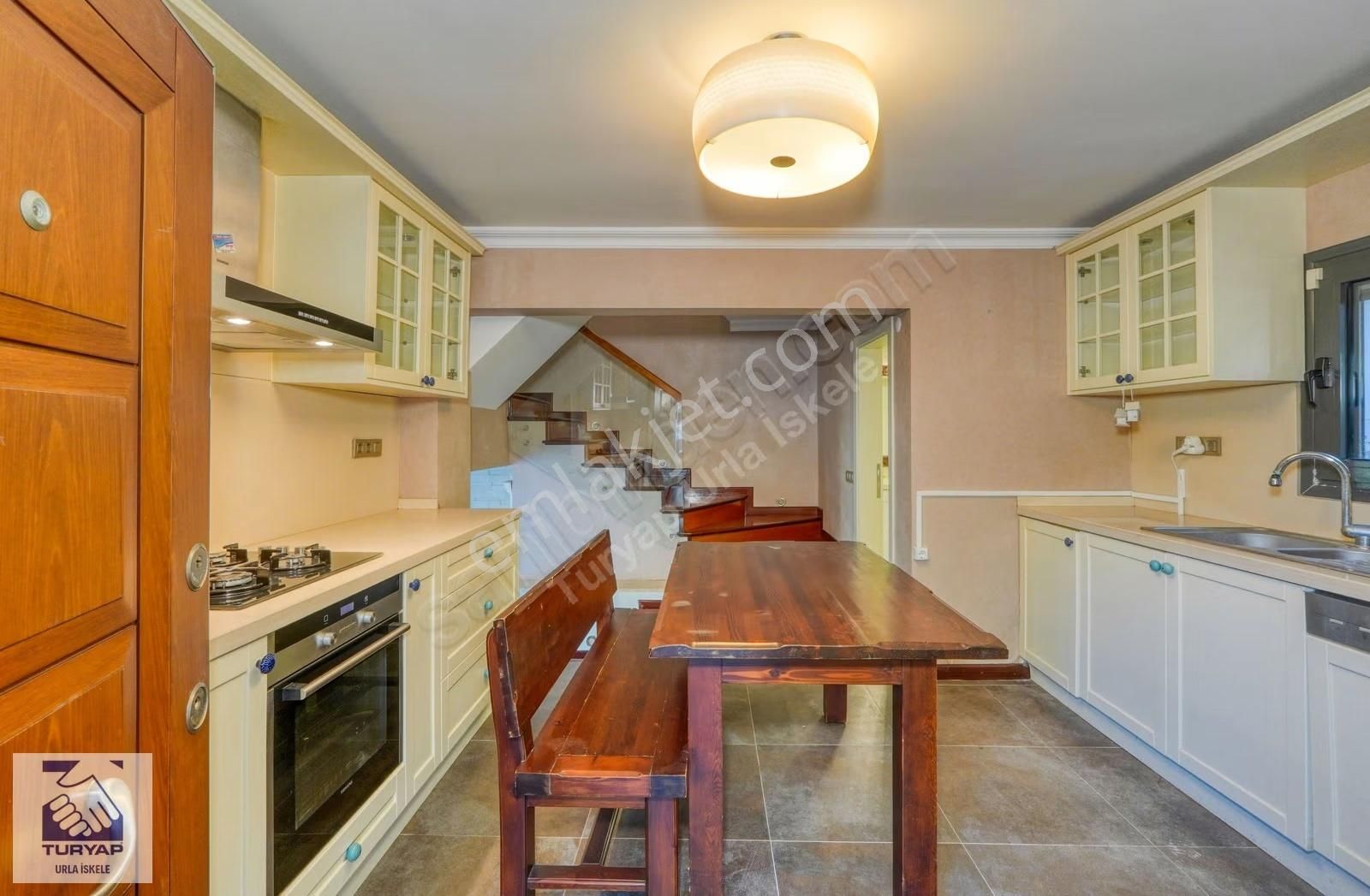 Urla Yelkenkaya Sitesinde Satılık Villa - Görsel 5