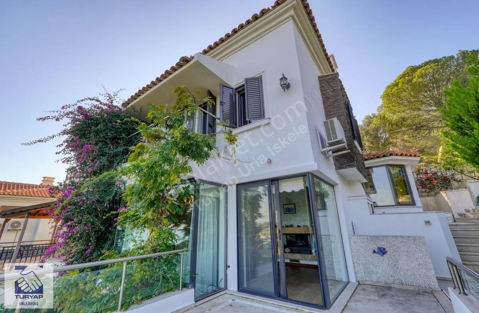 Urla Yelkenkaya Sitesinde Satılık Villa - Görsel 13