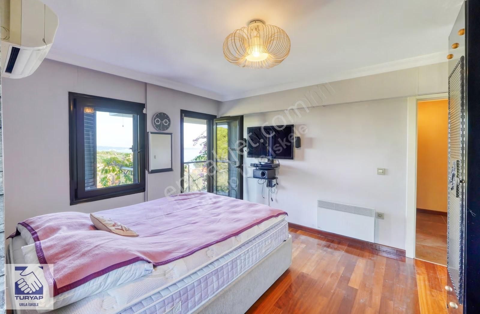 Urla Yelkenkaya Sitesinde Satılık Villa - Görsel 16