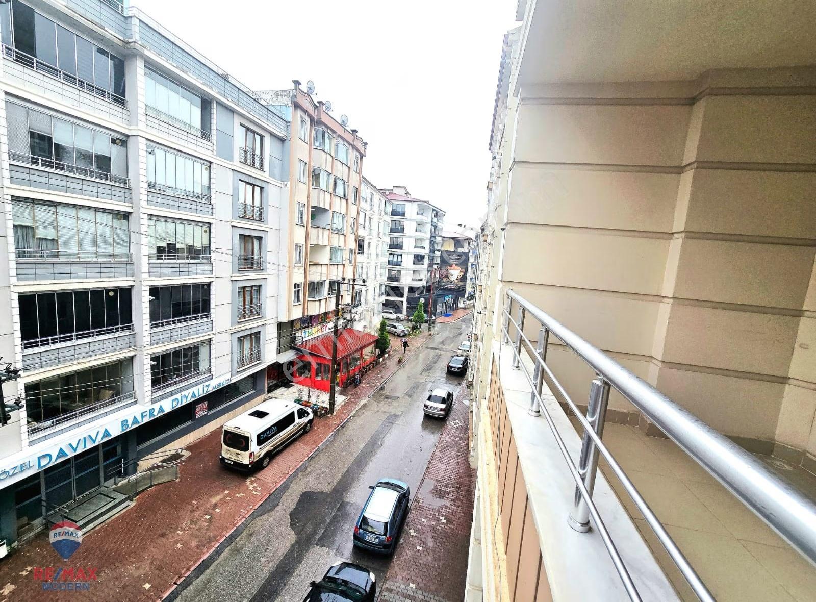 Remax Modern'den Bafra'da Otoparklı Geniş Kullanımlı 3+1 Daire - Görsel 7