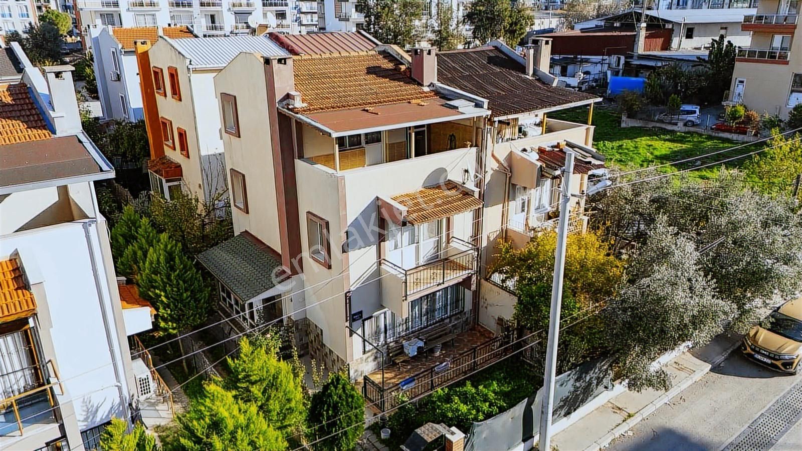 Çiğli İnönü 'de Daire Fiyatına Tripleks Bahçeli 4+1 - Görsel 35