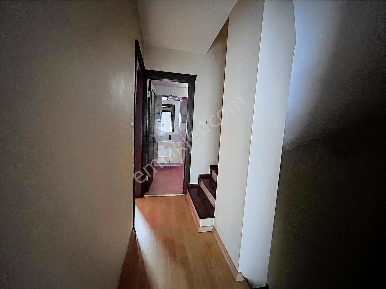 Çiğli İnönü 'de Daire Fiyatına Tripleks Bahçeli 4+1 - Görsel 14