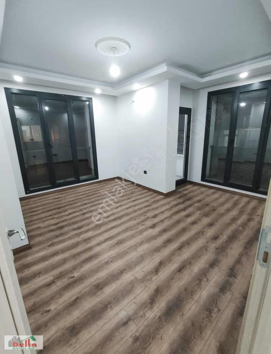 Denizköşkler'de 2+1 Yeni Bina 80m2 Acil Satılık Ara Kat Daire