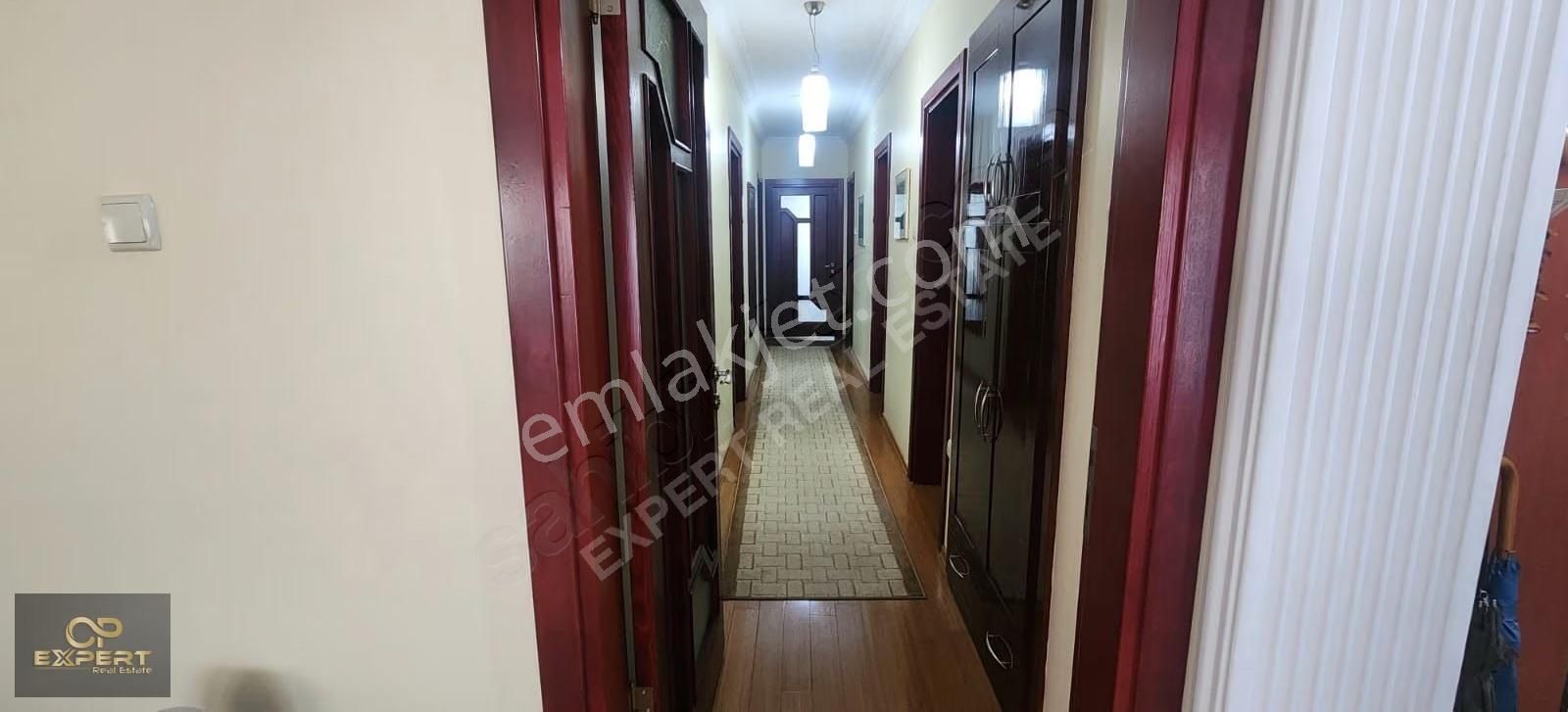 Kuşadası Merkezde Havuzlu Sitede Satılık Daire - Görsel 15