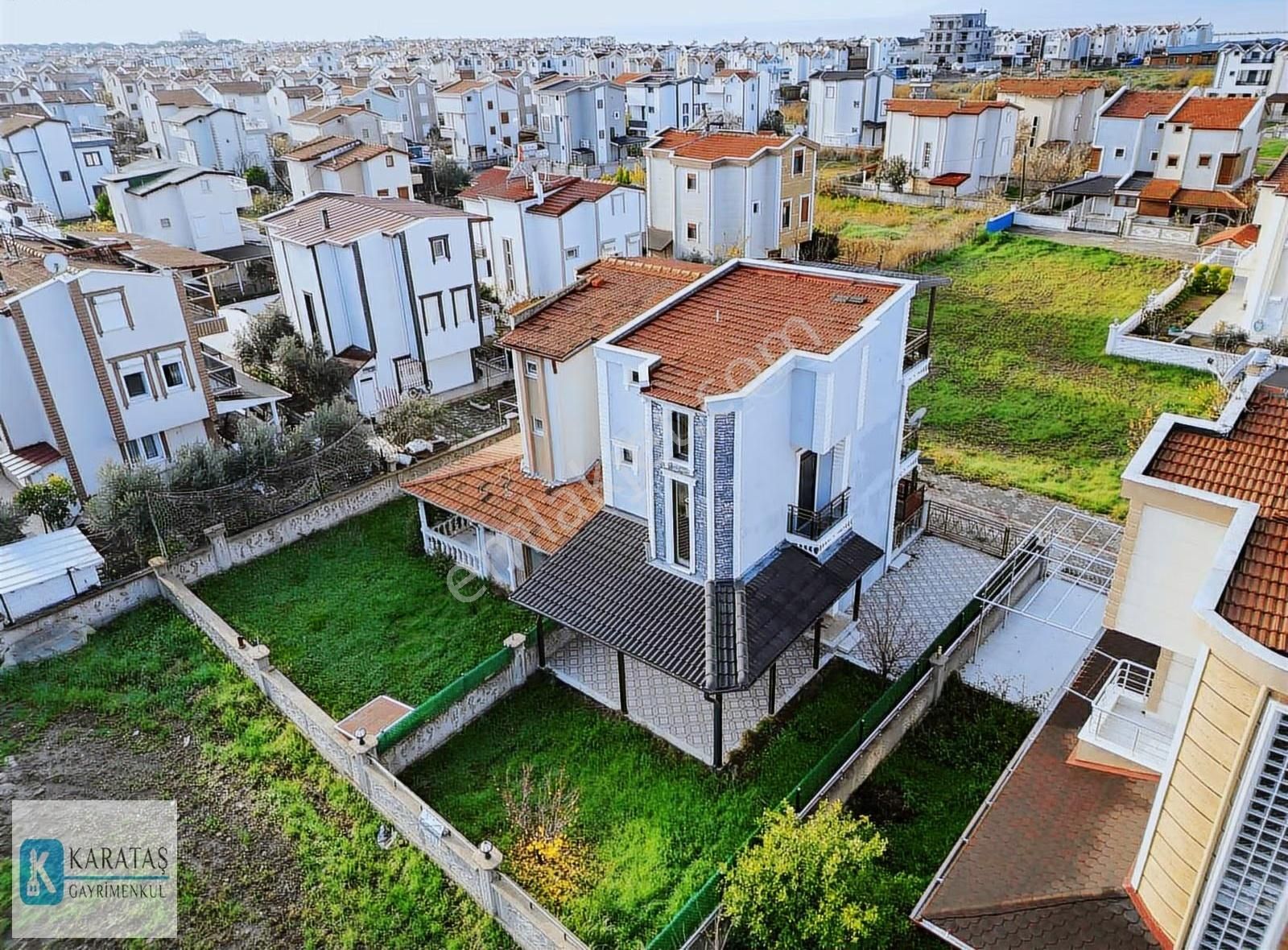 Altınova Sahil | İskele Mevki Plajlara Yakın Tripleks Villa - Görsel 13