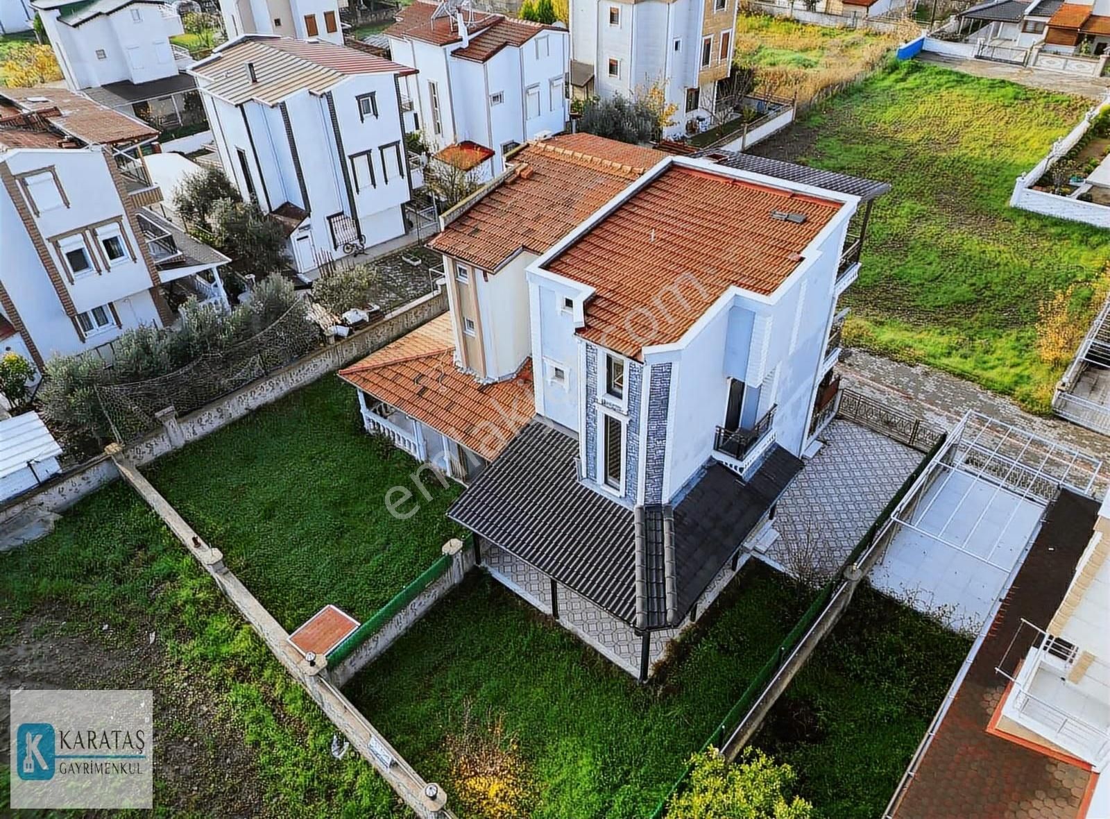 Altınova Sahil | İskele Mevki Plajlara Yakın Tripleks Villa - Görsel 12