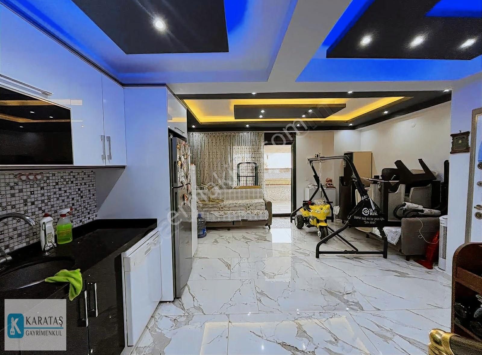 Altınova Sahil | İskele Mevki Plajlara Yakın Tripleks Villa - Görsel 22