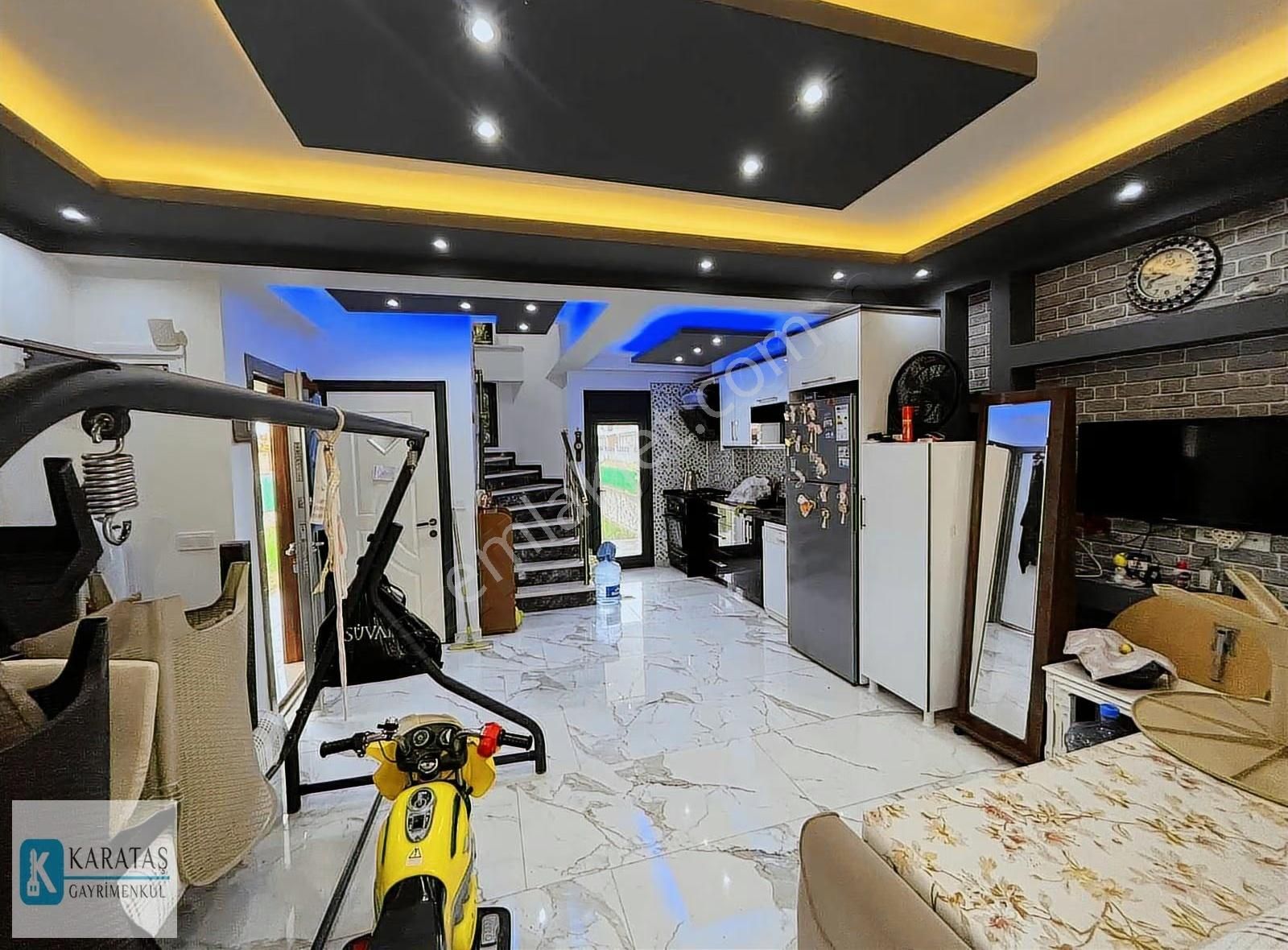 Altınova Sahil | İskele Mevki Plajlara Yakın Tripleks Villa - Görsel 9